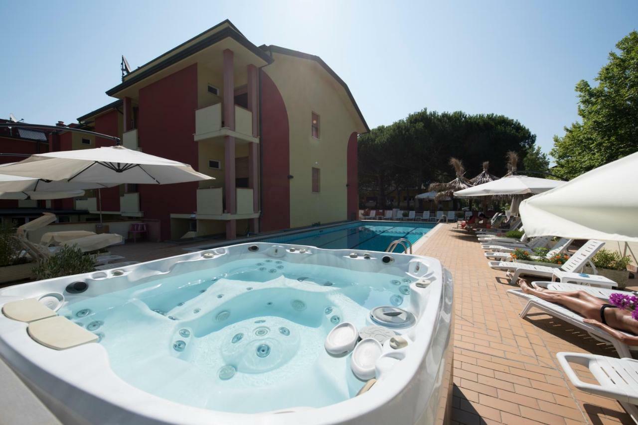 Hotel Residence Elisabetta Cesenatico Extérieur photo
